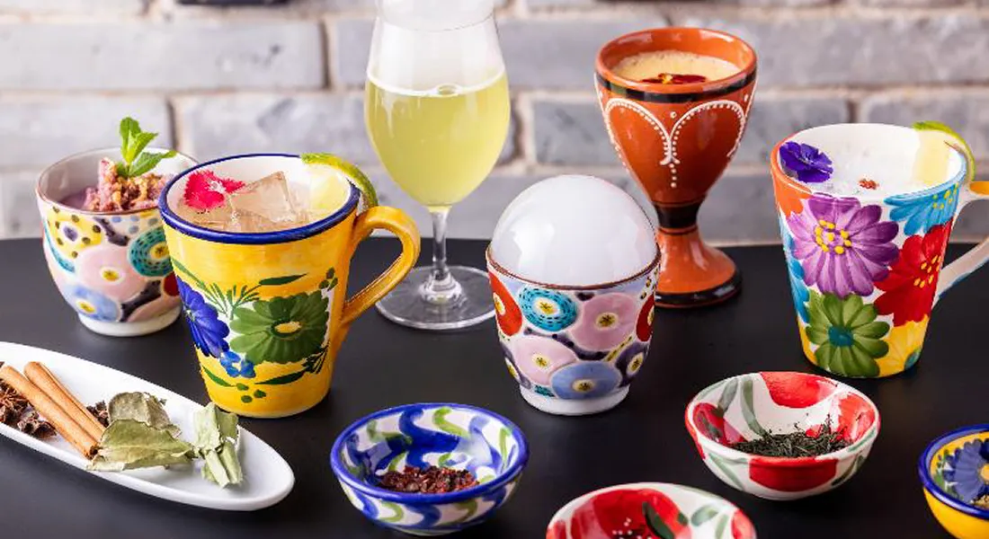 画像：様々なコップや飲み物